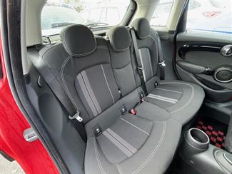 2014 Mini Cooper - Thumbnail
