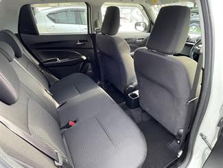 2020 Suzuki Swift - Thumbnail