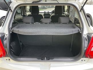 2020 Suzuki Swift - Thumbnail