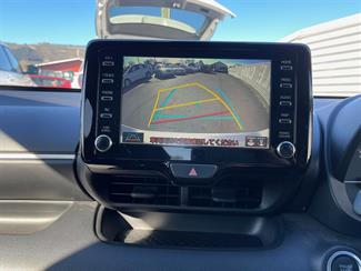 2020 Toyota Yaris - Thumbnail