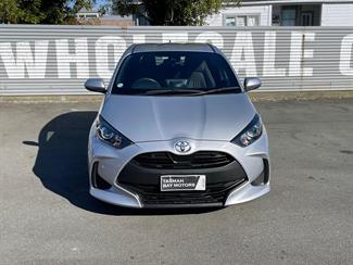 2020 Toyota Yaris - Thumbnail