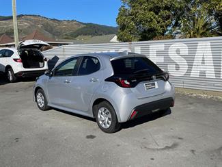 2020 Toyota Yaris - Thumbnail