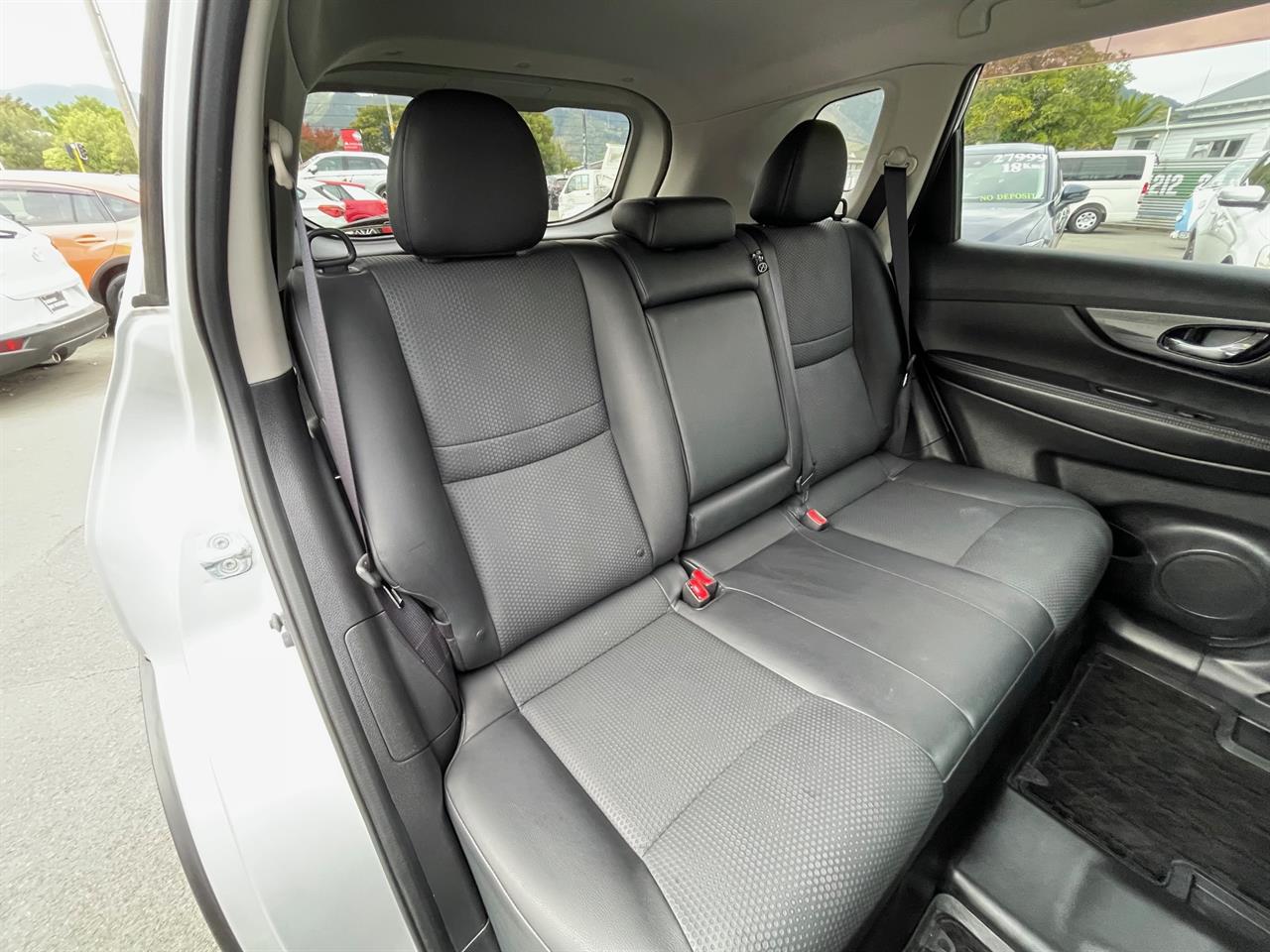 2015 Nissan X-Trail