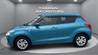 2017 Suzuki Swift - Thumbnail
