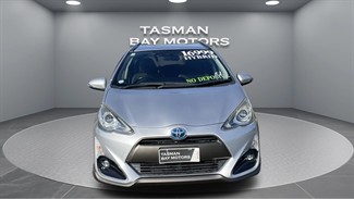 2015 Toyota Aqua - Thumbnail