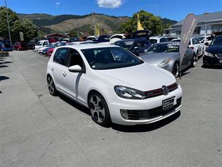 2012 Volkswagen Golf - Thumbnail