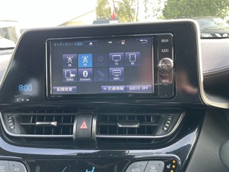 2017 Toyota C-HR - Thumbnail