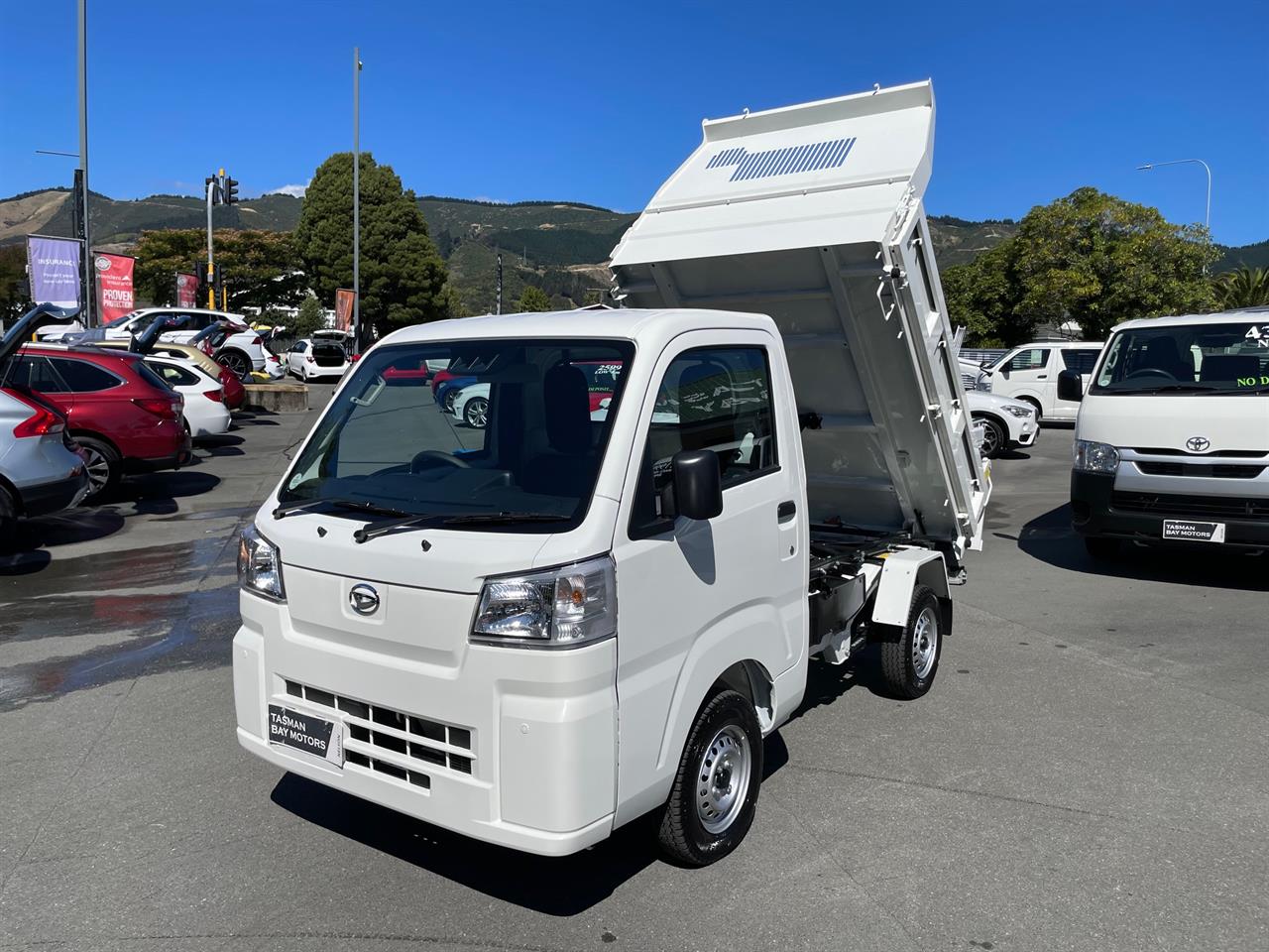 2025 Daihatsu HiJet