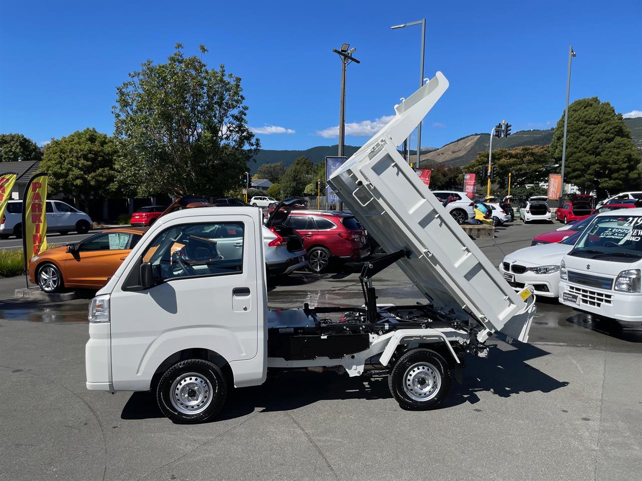2025 Daihatsu HiJet