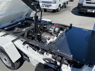 2025 Daihatsu HiJet - Thumbnail