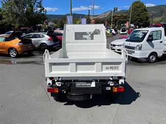 2025 Daihatsu HiJet - Thumbnail