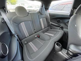 2015 Mini Cooper - Thumbnail