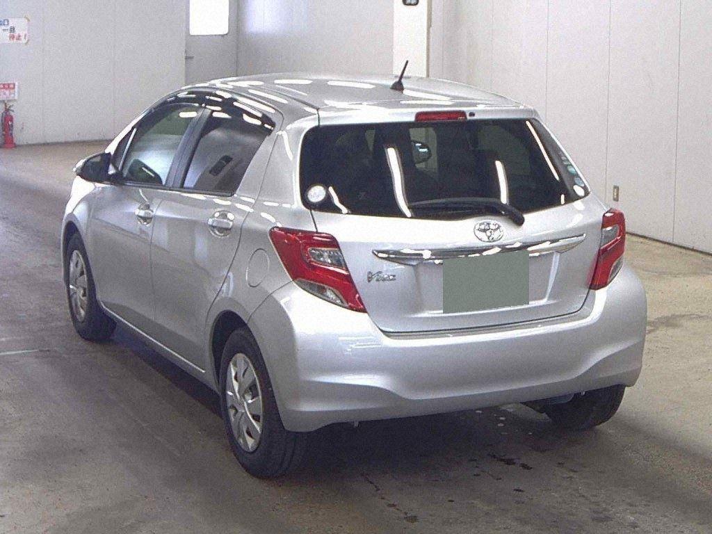 2016 Toyota Vitz