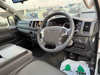 2025 Toyota HiAce - Thumbnail