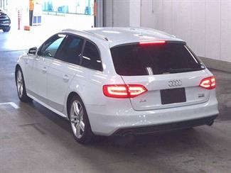 2016 Audi A4 - Thumbnail