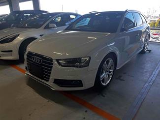 2016 Audi A4 - Thumbnail