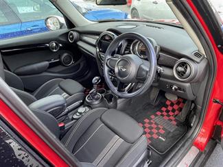 2014 Mini Cooper - Thumbnail