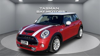 2015 Mini Cooper - Thumbnail