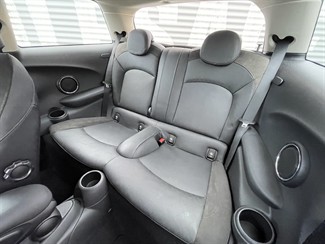 2015 Mini Cooper - Thumbnail