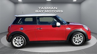 2015 Mini Cooper - Thumbnail
