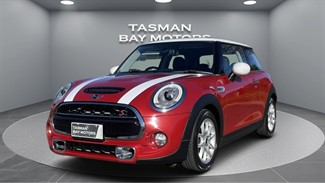 2015 Mini Cooper - Thumbnail