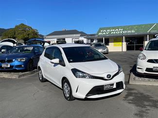 2015 Toyota Vitz - Thumbnail