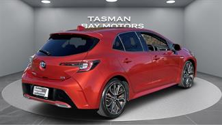 2019 Toyota Corolla - Thumbnail
