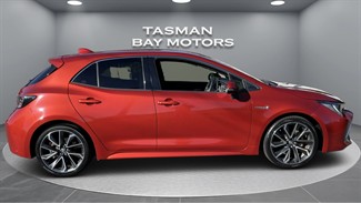 2019 Toyota Corolla - Thumbnail