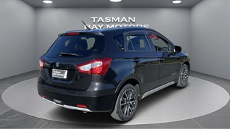 2015 Suzuki SX4 - Thumbnail