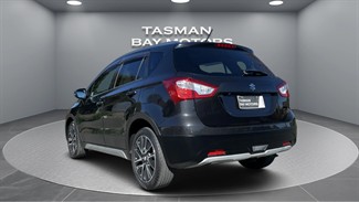 2015 Suzuki SX4 - Thumbnail