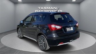 2015 Suzuki SX4 - Thumbnail