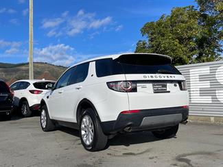 2016 Land Rover Discovery Sport - Thumbnail