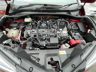 2017 Toyota C-HR - Thumbnail