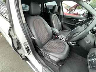 2016 BMW X1 - Thumbnail