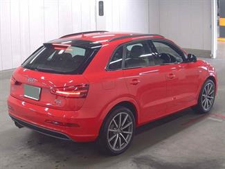 2014 Audi Q3 - Thumbnail