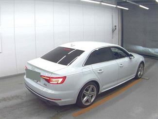 2017 Audi A4 - Thumbnail