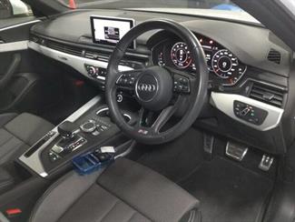 2017 Audi A4 - Thumbnail