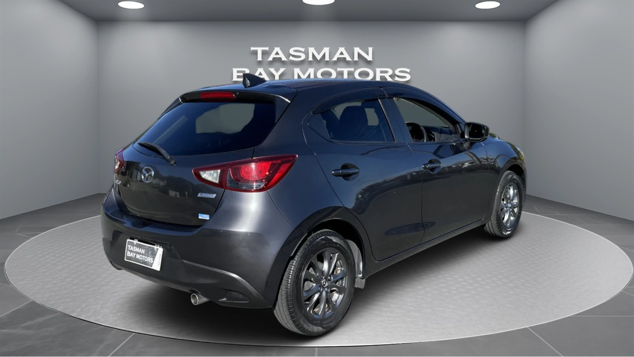 2016 Mazda Demio