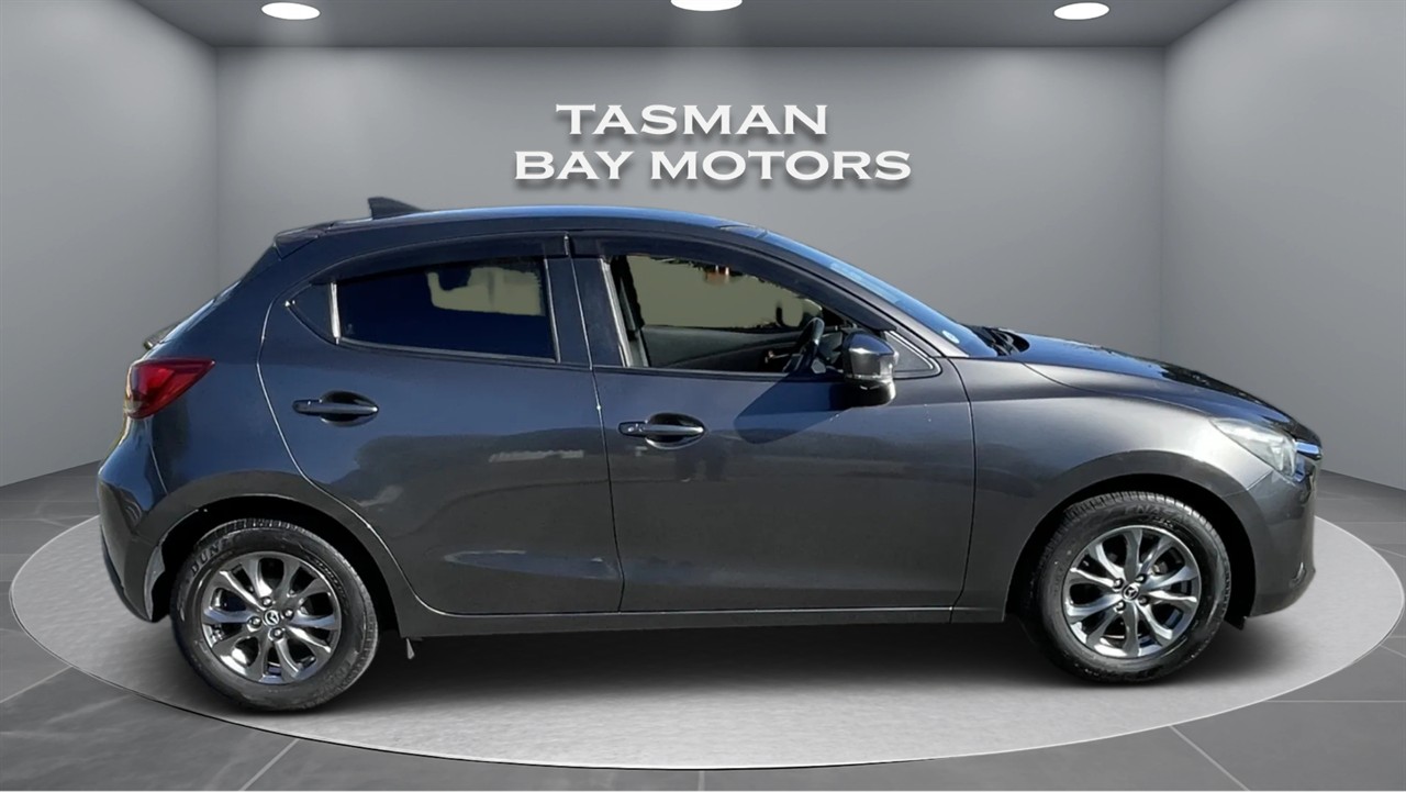2016 Mazda Demio