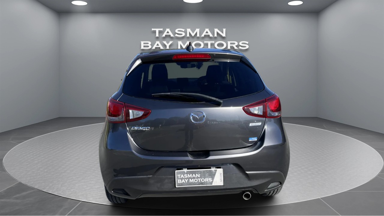 2016 Mazda Demio