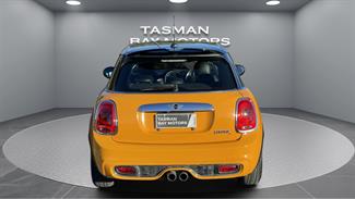 2015 Mini Cooper - Thumbnail