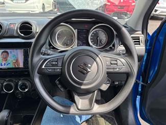 2020 Suzuki Swift - Thumbnail