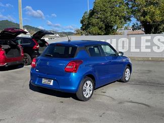 2020 Suzuki Swift - Thumbnail