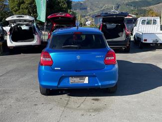 2020 Suzuki Swift - Thumbnail