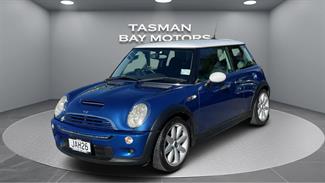 2005 Mini Cooper - Thumbnail