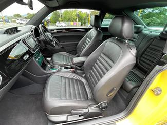 2014 Volkswagen Beetle - Thumbnail
