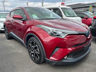 2017 Toyota C-HR - Thumbnail