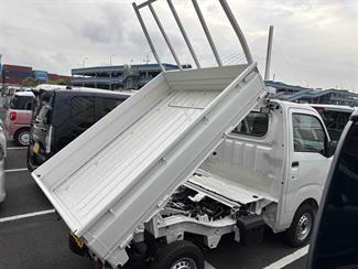 2025 Daihatsu HiJet - Thumbnail