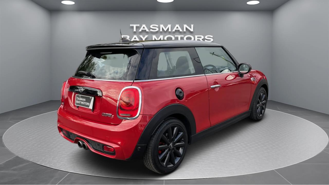 2017 Mini Cooper