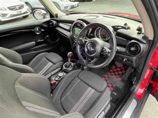 2017 Mini Cooper - Thumbnail